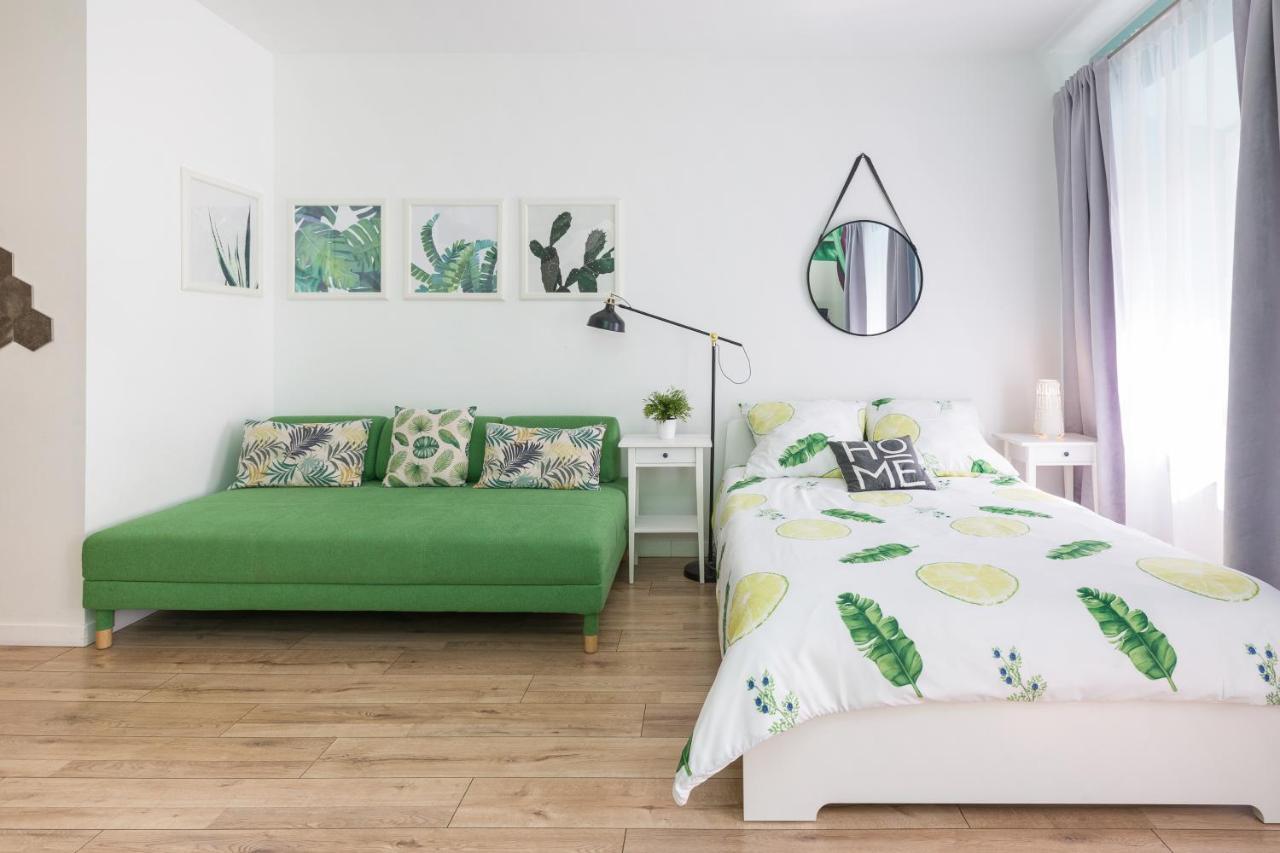 Cozy Modern Studio Green Apartment In Old Town Cracóvia Exterior foto